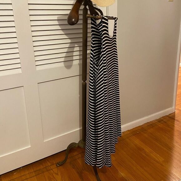 Brandy Melville White Black Striped Alena Dress - Picture 6 of 8